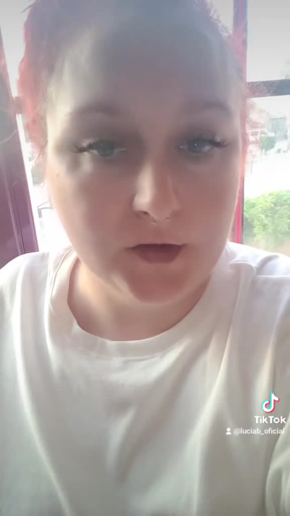 Vídeo UGC 2 de Lucia Barbara