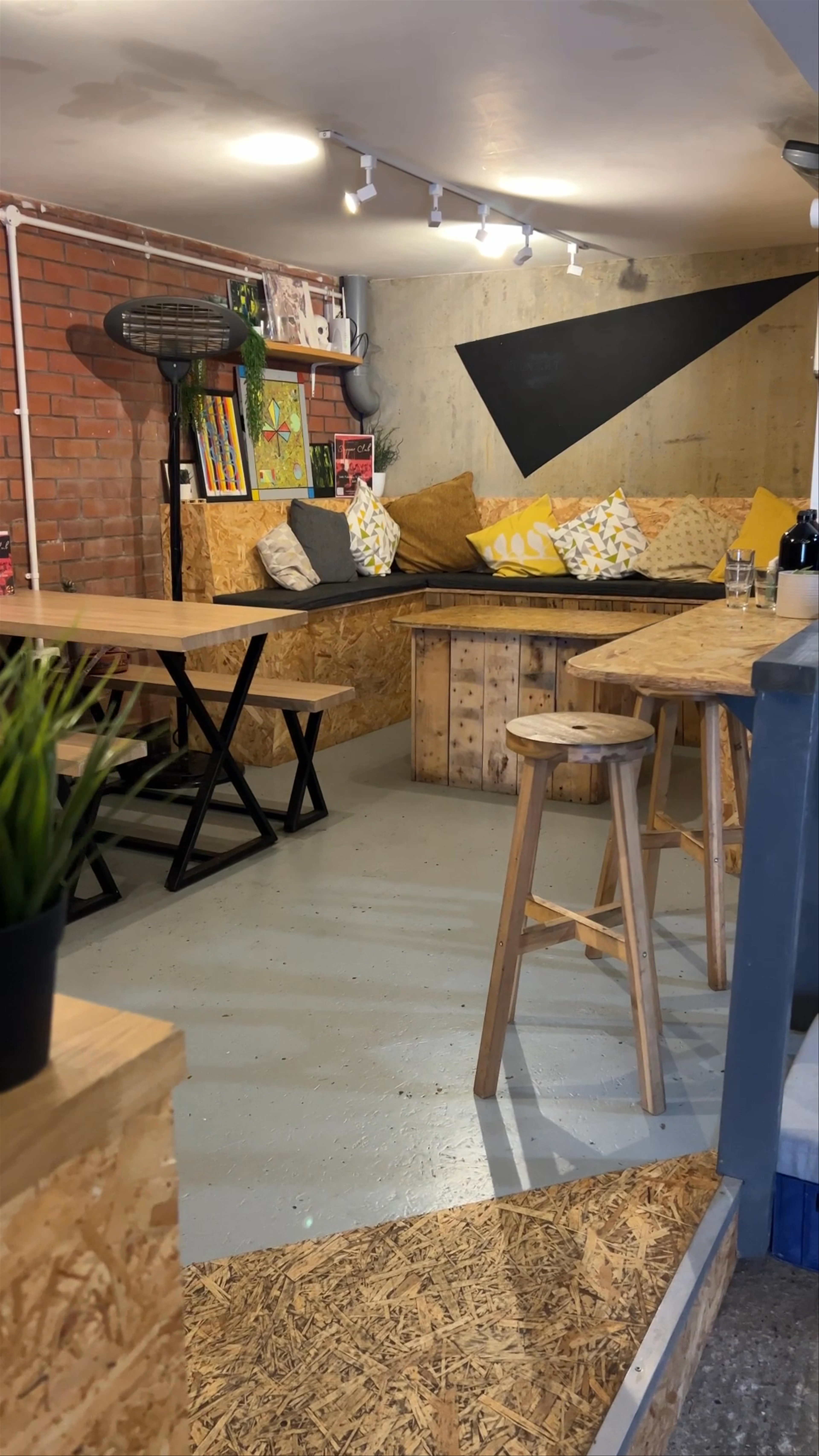 Loading Bay Cafe