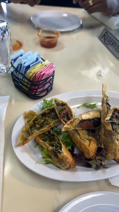 Sumthin' Fa Brunch - Best egg roll I've had in my life and I'm NOT lying! - Breakfast & Brunch Near Me - Jonesboro, Georgia