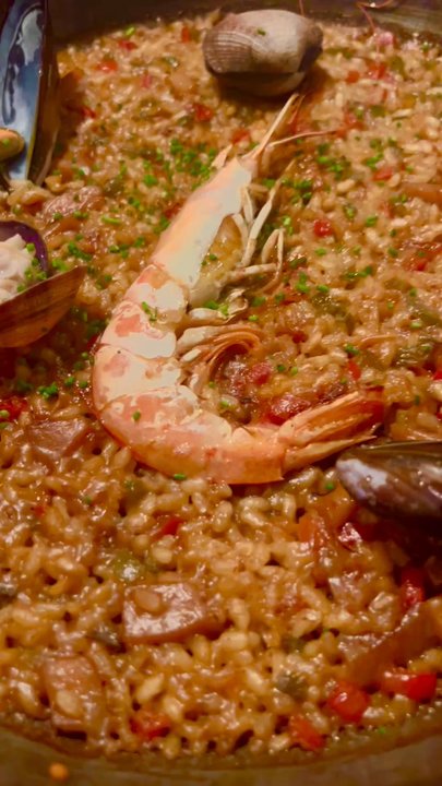 Louro - Spanish Near Me - Barcelona, B