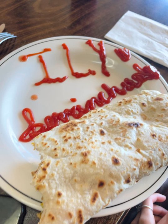 Mini Cafe - Breakfast burritos - Mexican Near Me - Santa Ana, California