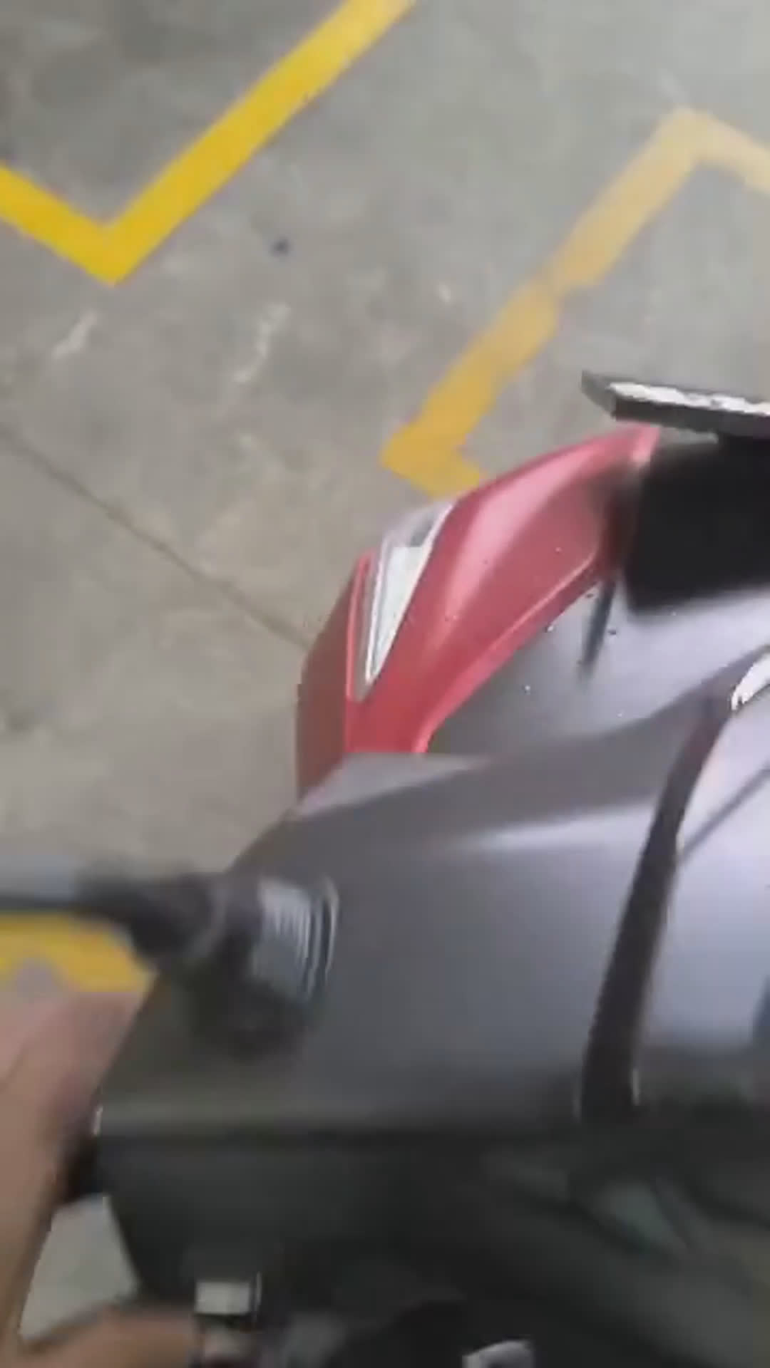 Walk-around video thumbnail