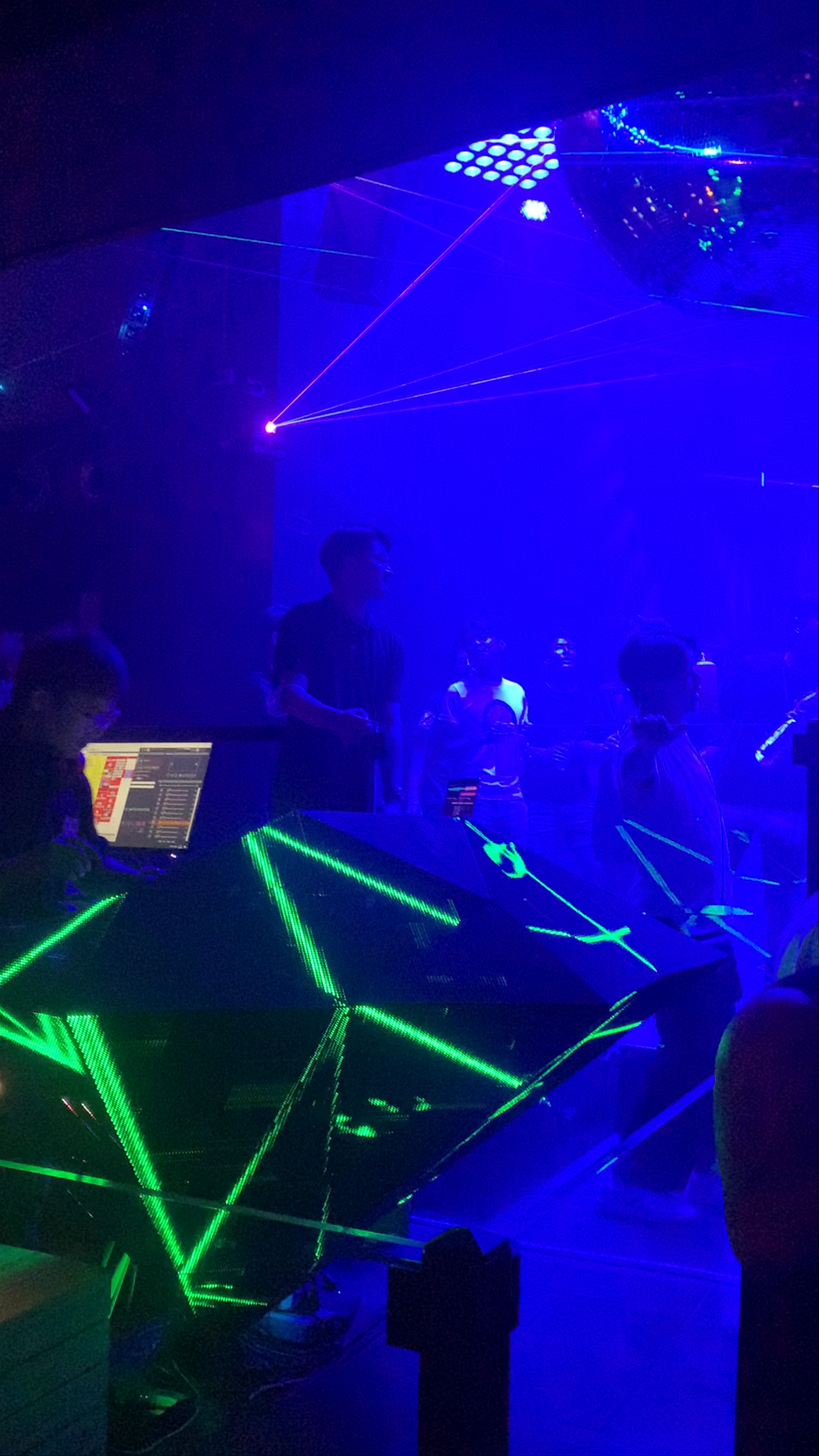 DJ Station