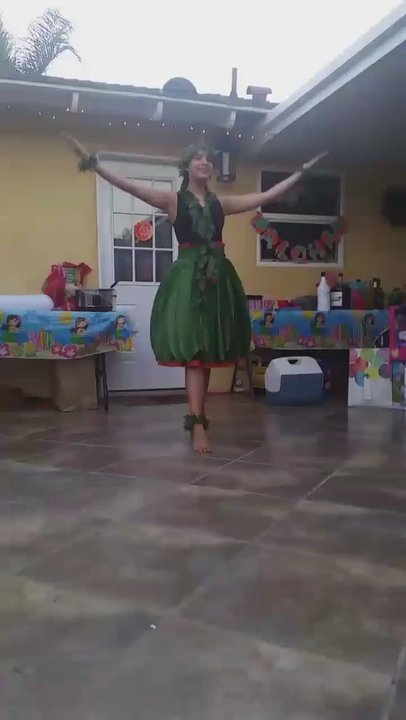 Aloha Islanders - Dancer performing song and dance grin Lilo and Stitch! Adorable!!! - Performing Arts Near Me - Rancho Cucamonga, California