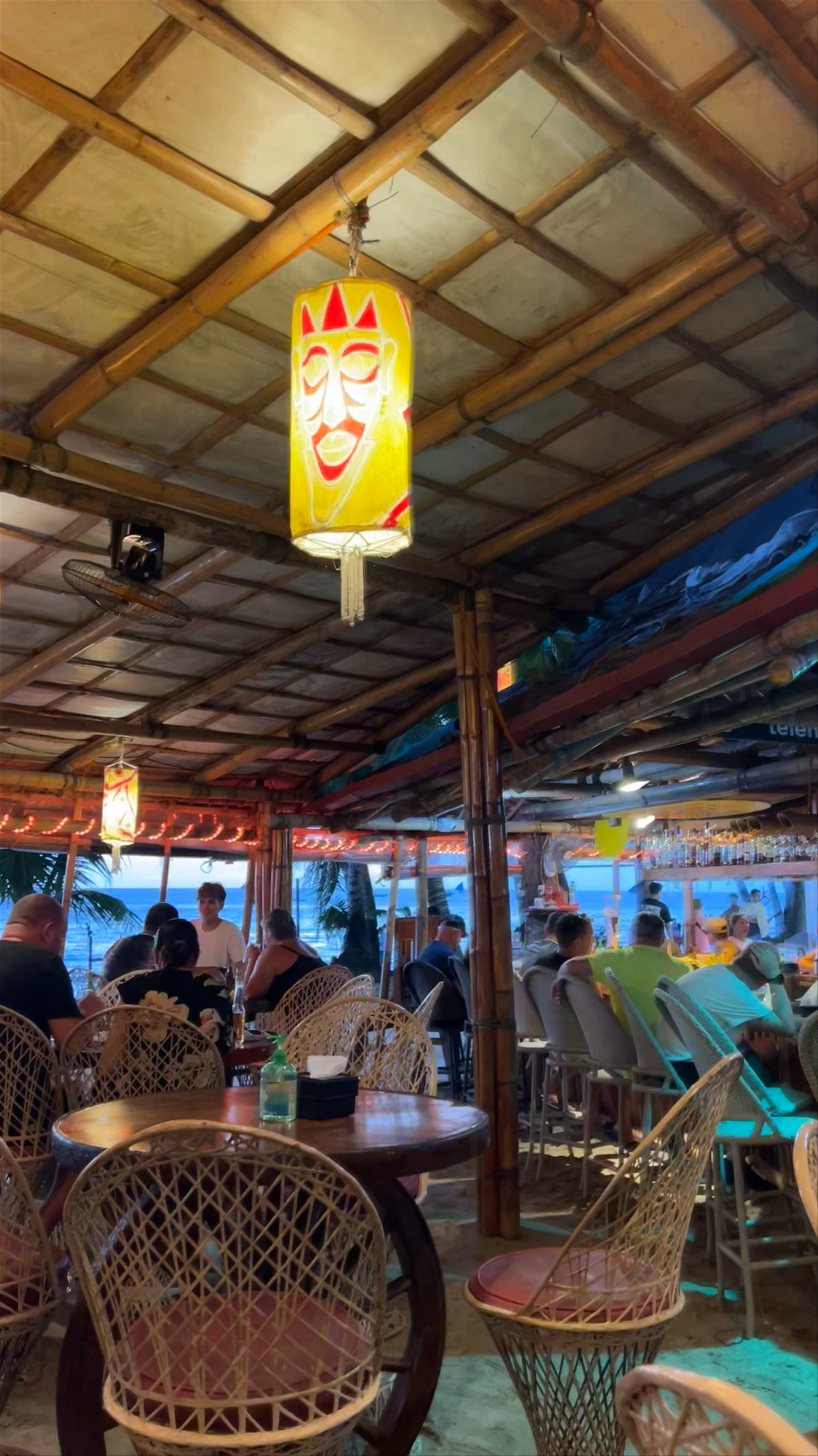 Nigi Nigi Nu Noos Station 2 Boracay