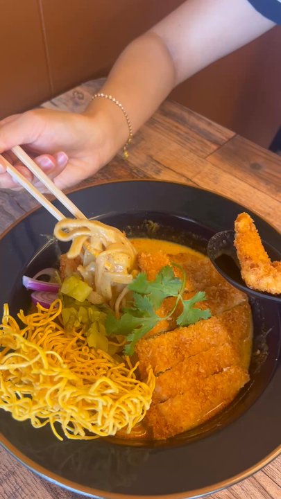 Kin Dee Thai - Khao Soi fried Chicken. - Thai Near Me - Las Vegas, Nevada