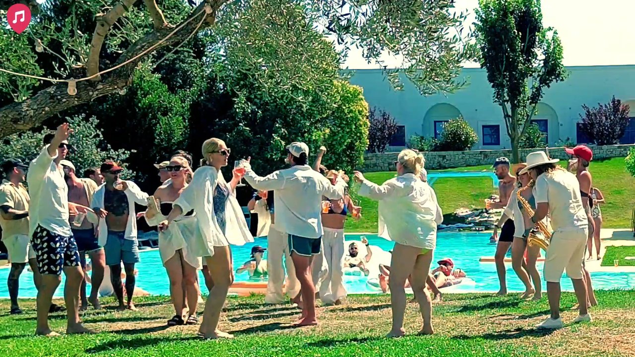 Monopoli Sax & DJ - Pool Party Promo 2025 - video 4