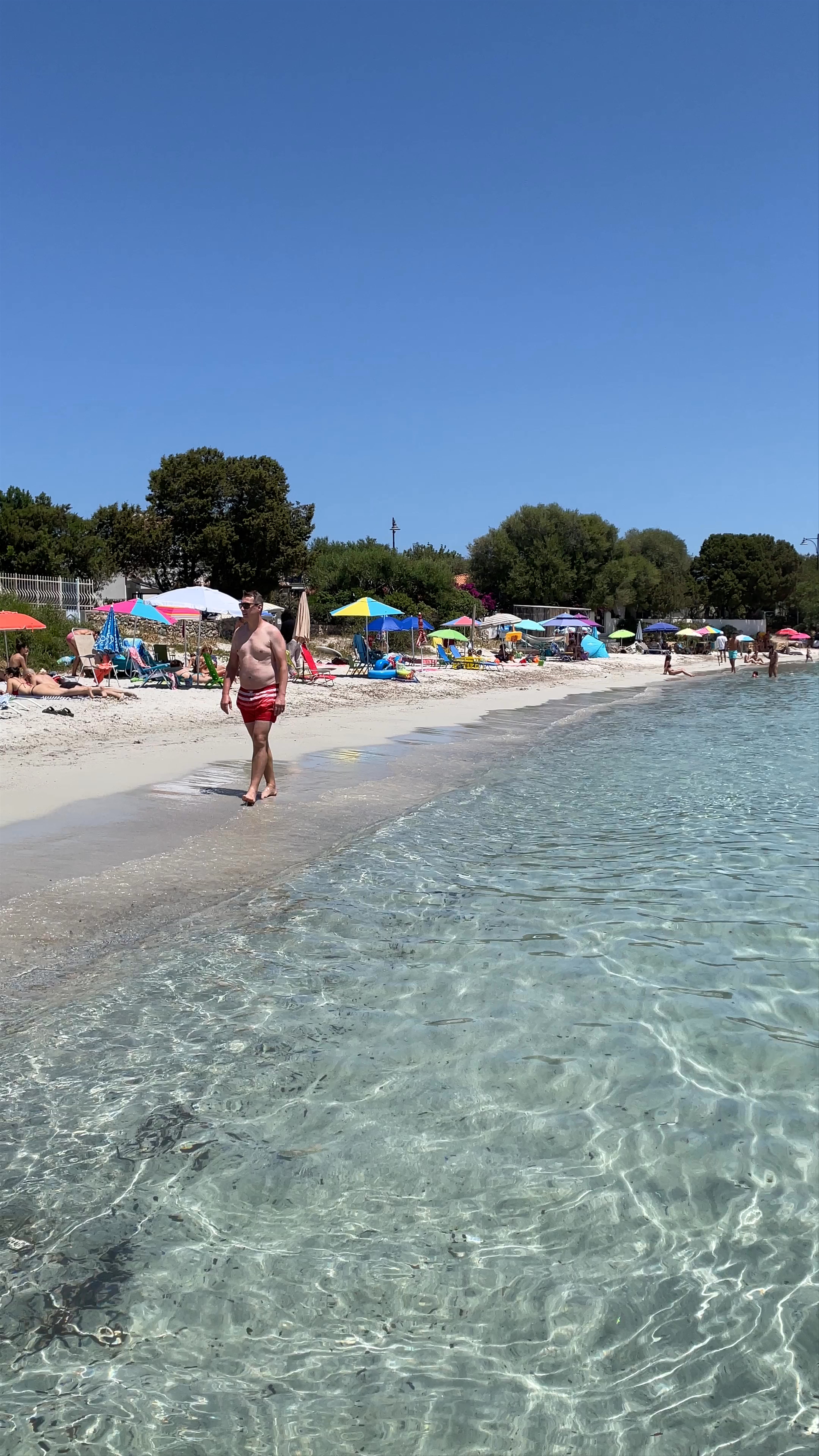 Spiaggia Mare Rocce: Crystal Clear Waters and Relaxed Italian Beach Vibes