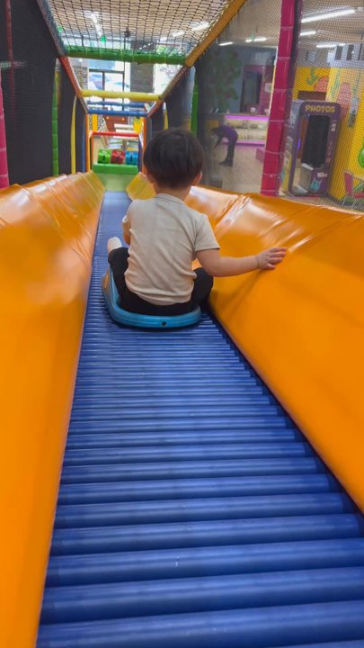 Kids Empire Rancho Cordova - Super cool buggy slide - Playgrounds Near Me - Rancho Cordova, California