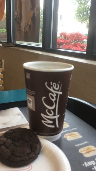 McDonald's - Black coffee and fudge cookie - Fast Food Near Me - Richmond, British Columbia