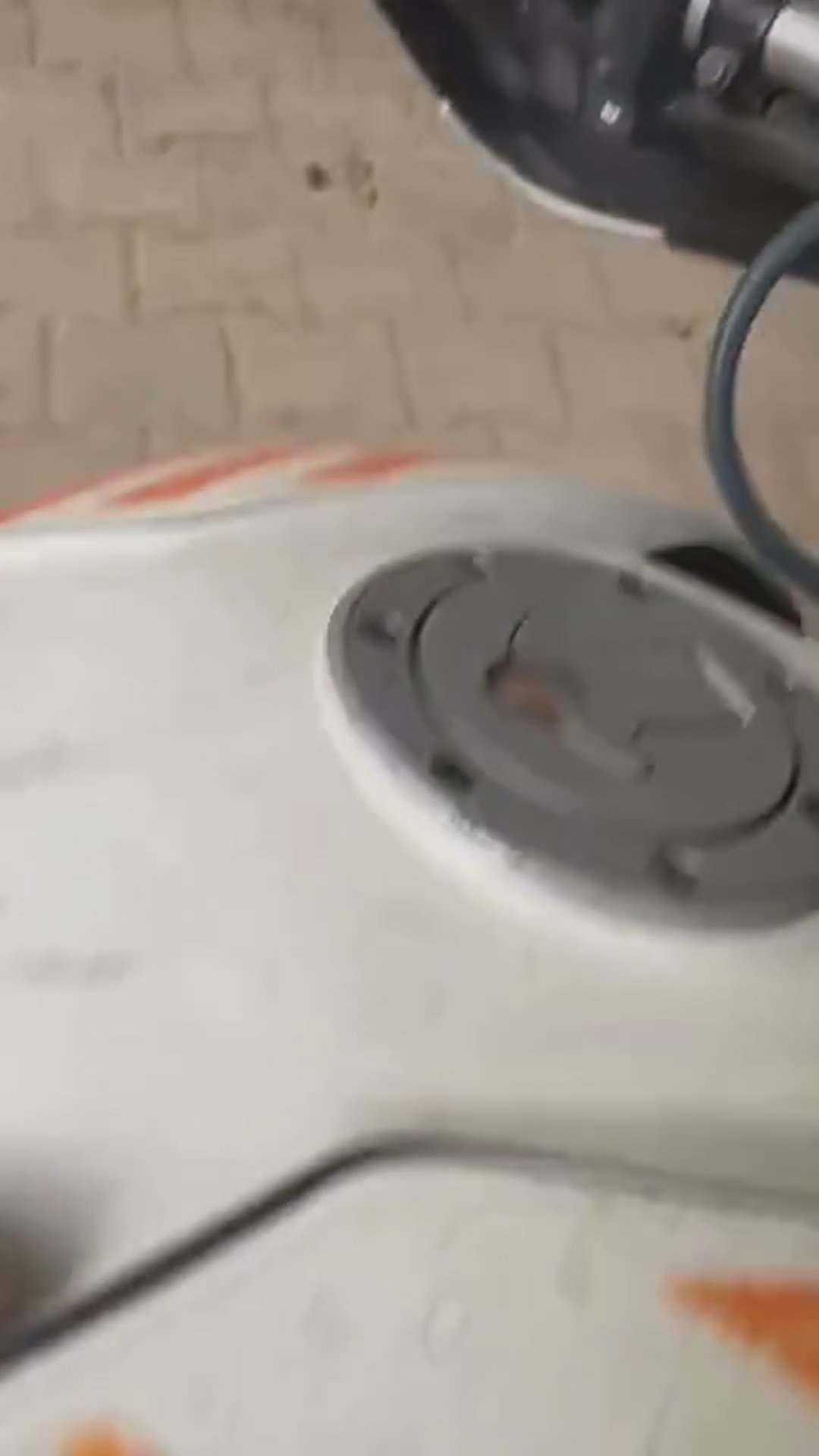 Walk-around video thumbnail