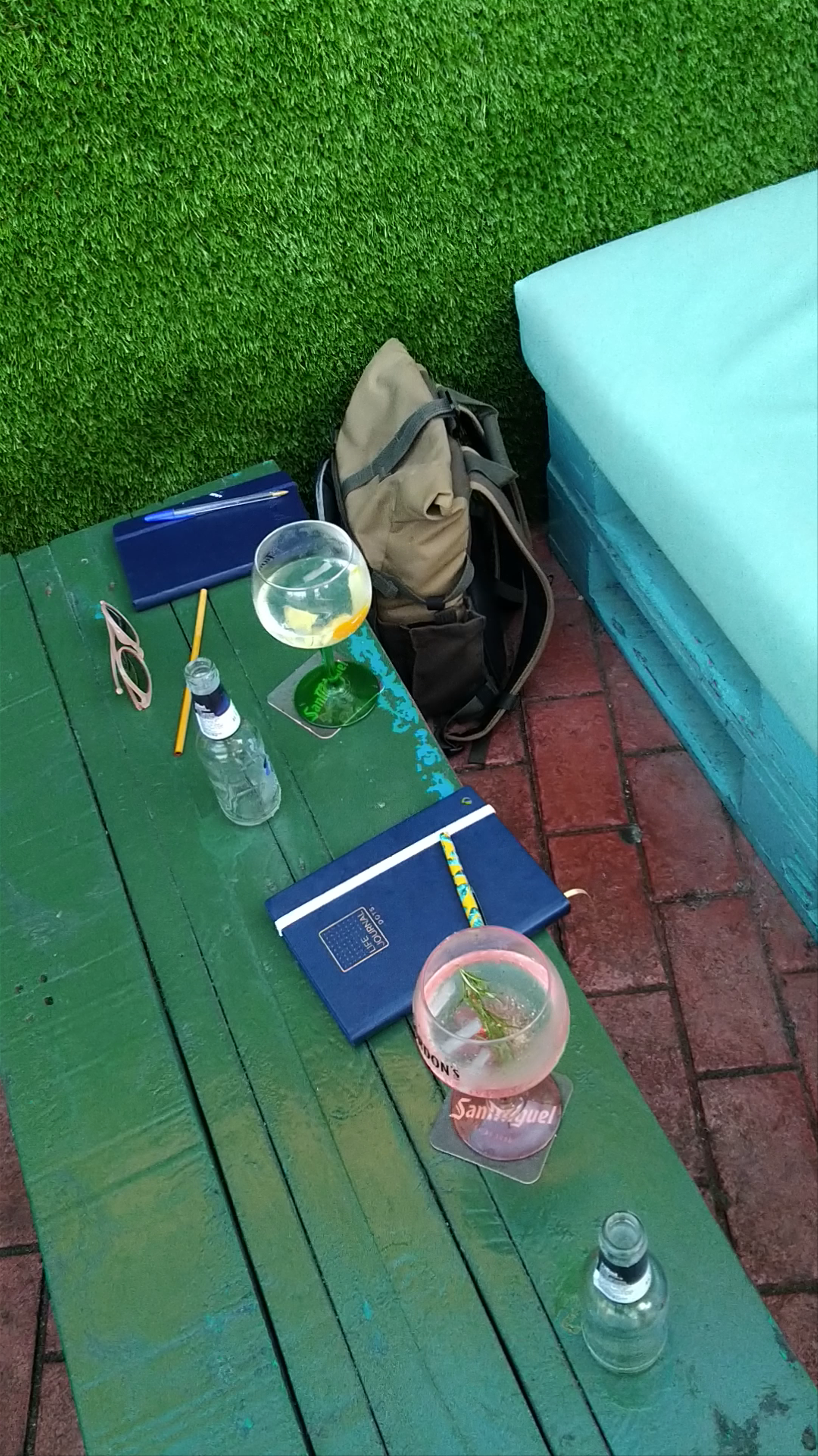The Block Café: Laid-back Vibes in Las Palmas de Gran Canaria
