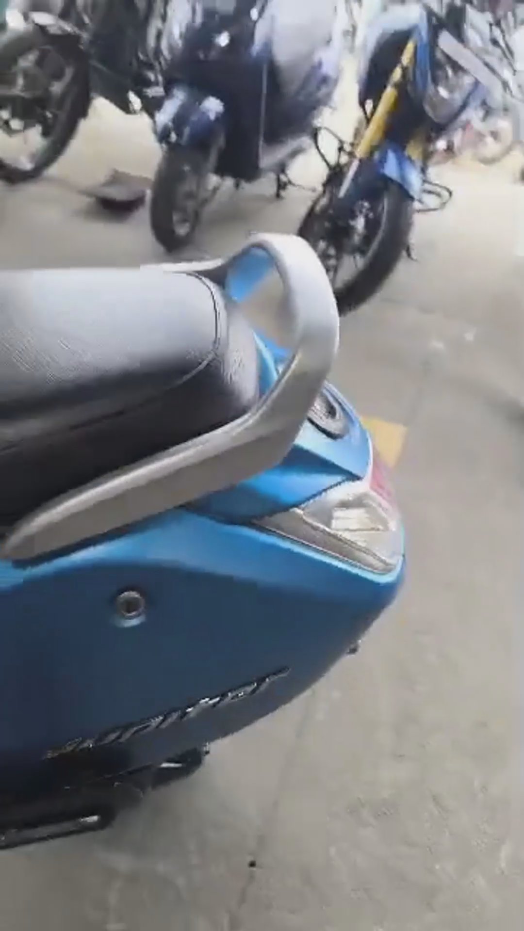 Walk-around video thumbnail