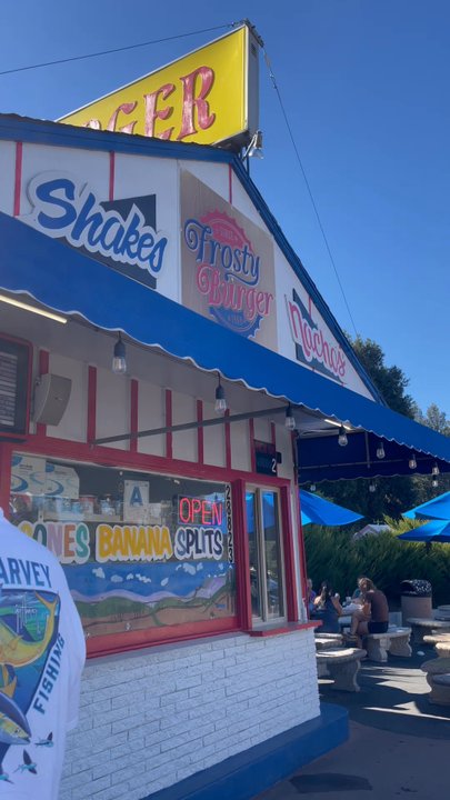 Frosty Burger - Frosty Burger - Ice Cream & Frozen Yogurt Near Me - Pine Valley, California