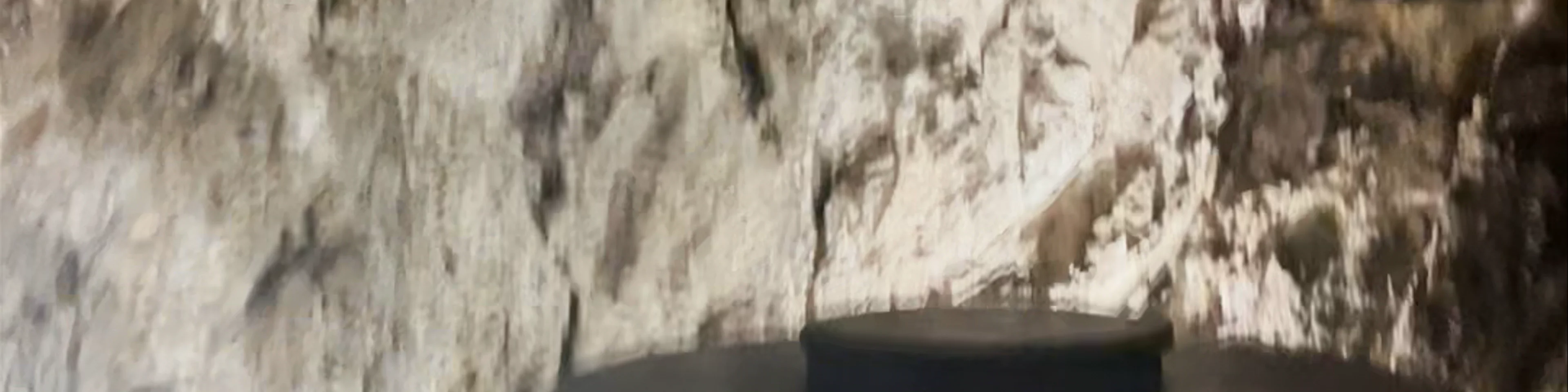 Cave Bar More