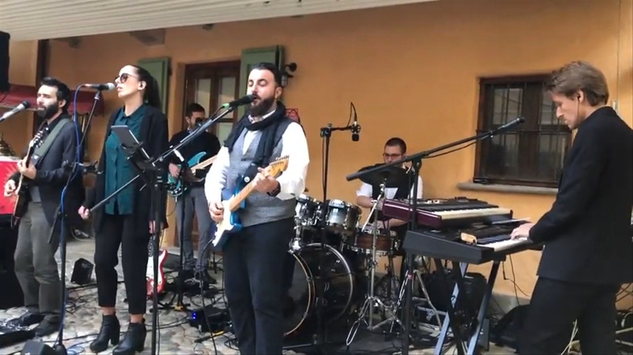 The Milan Party Band - American Boy - video
