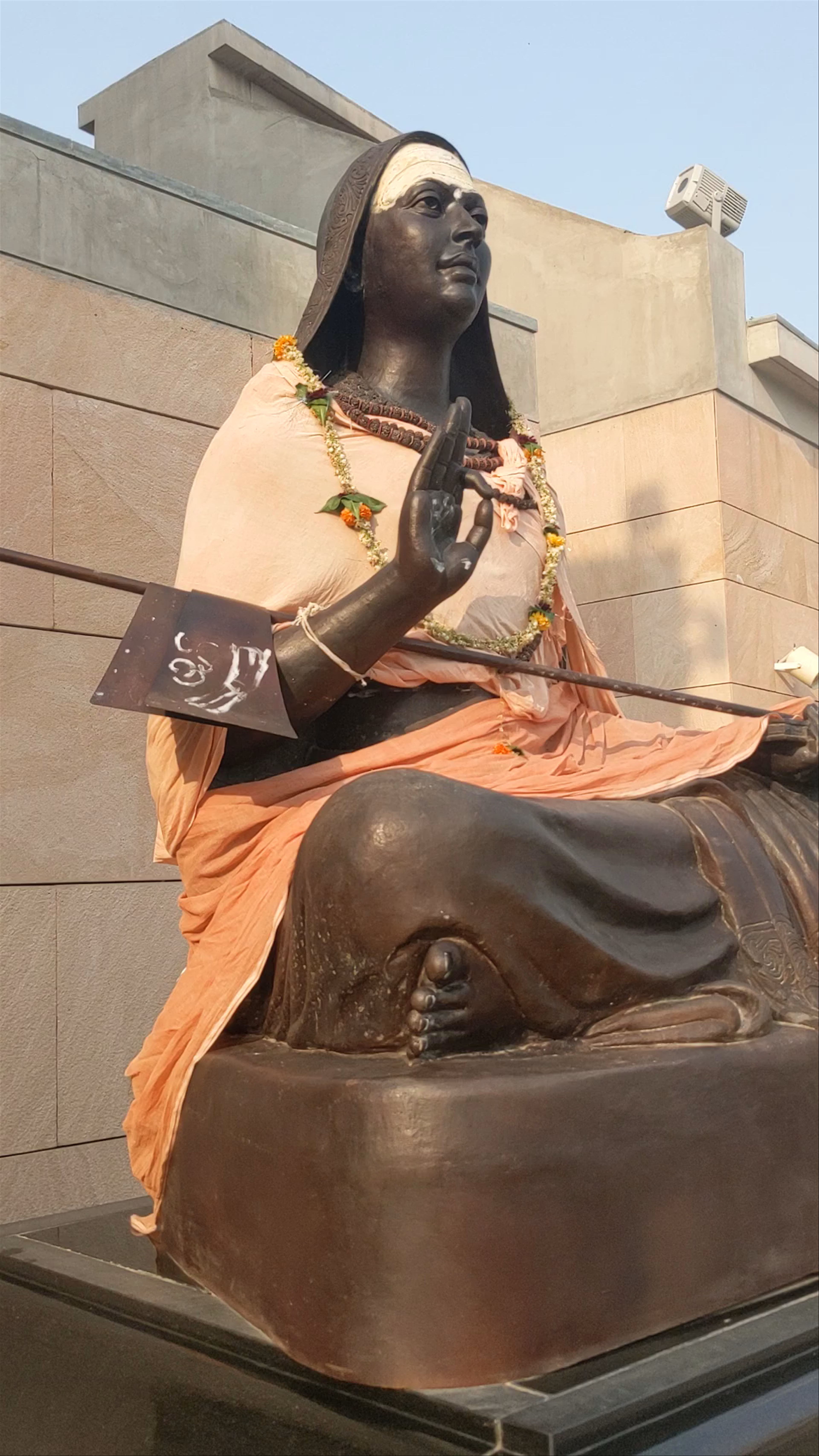 Shri Kashi Vishwanath Temple