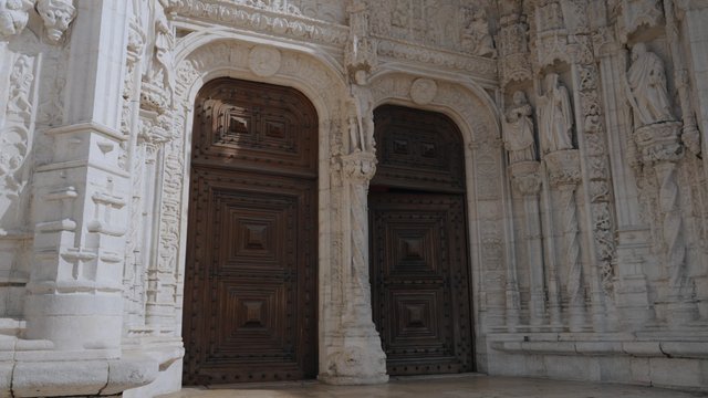 The ancient doors of the Jeronimos Monastery