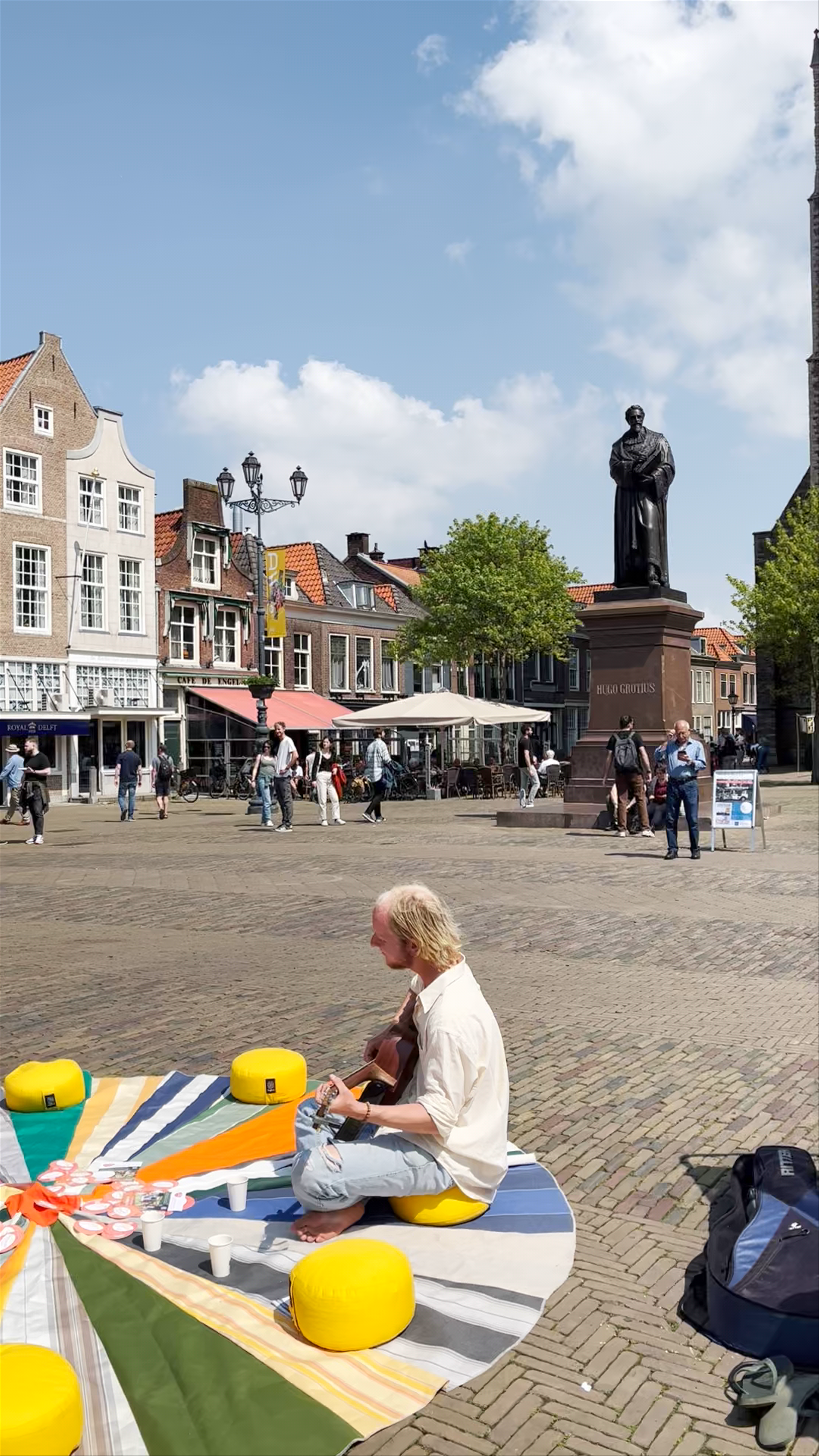 Standbeeld van Hugo de Groot