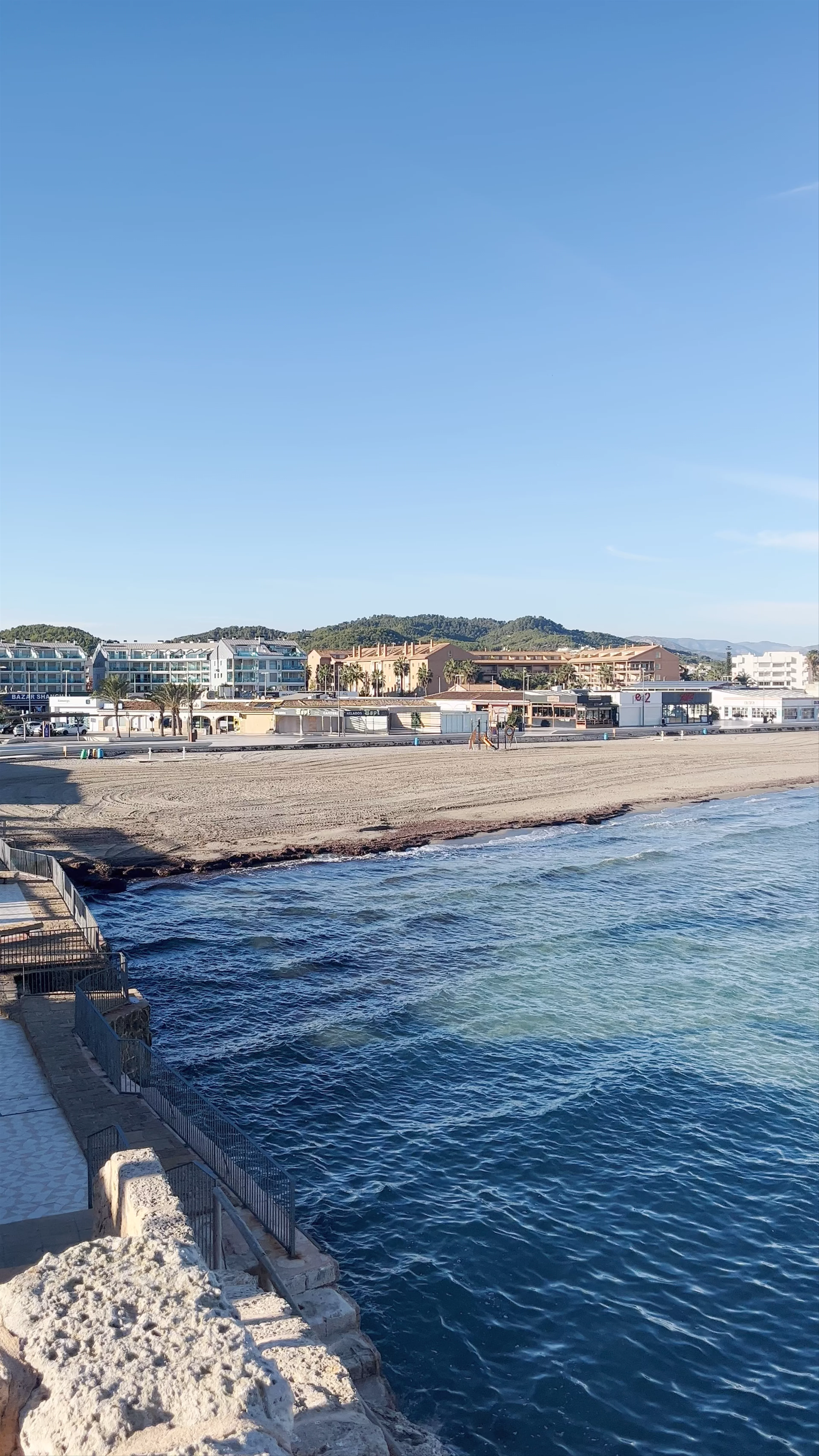 Punta del Arenal, Avenida de Ultramar, Xàbia