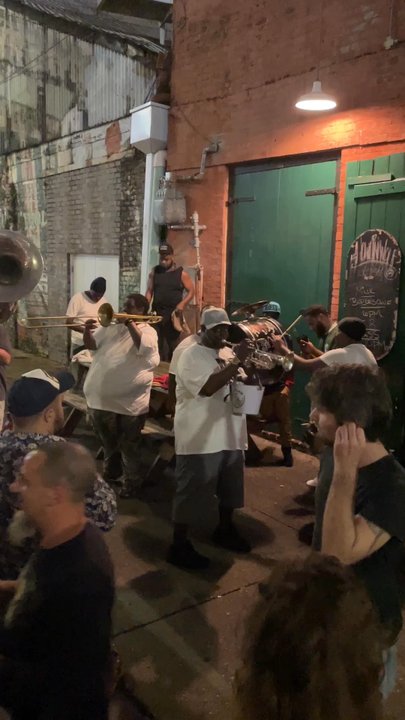 The Howlin' Wolf - Taking it outside - Music Venues Near Me - New Orleans, Louisiana
