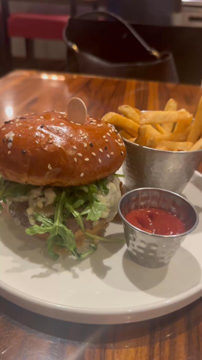 Gordon Ramsay Burger Las Vegas - Burgers Near Me - Las Vegas, Nevada