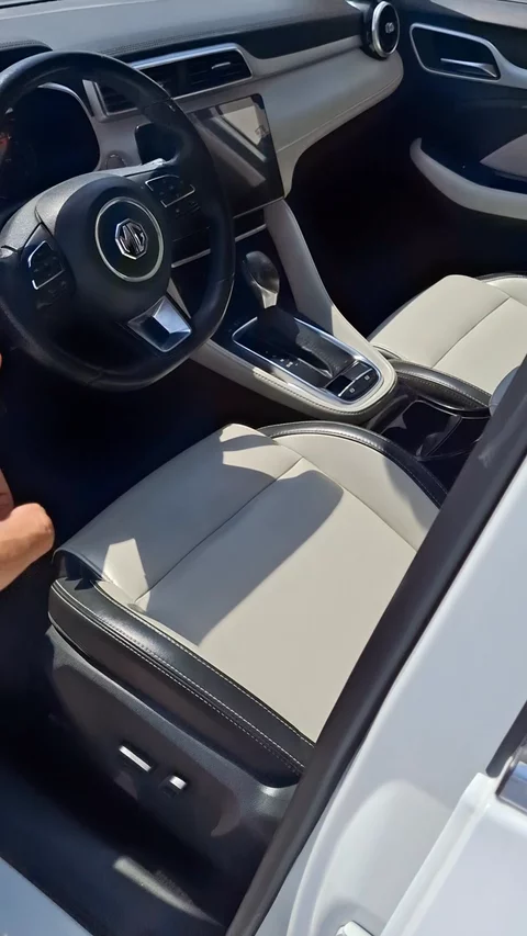 ام جي ZS LUX 2023