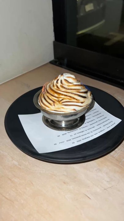 Chleo - Wine Bars Near Me - Kingston, New York