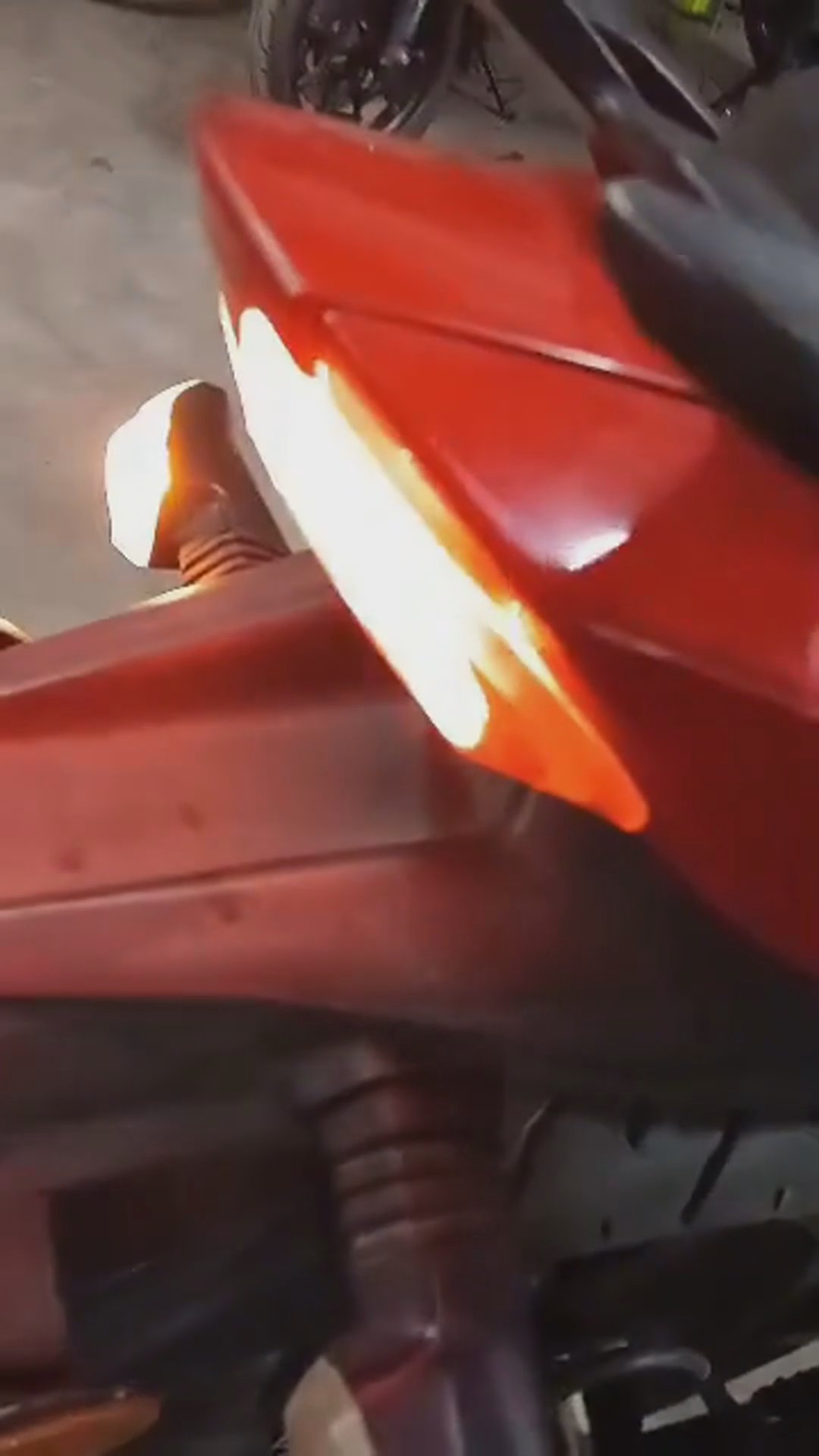 Walk-around video thumbnail