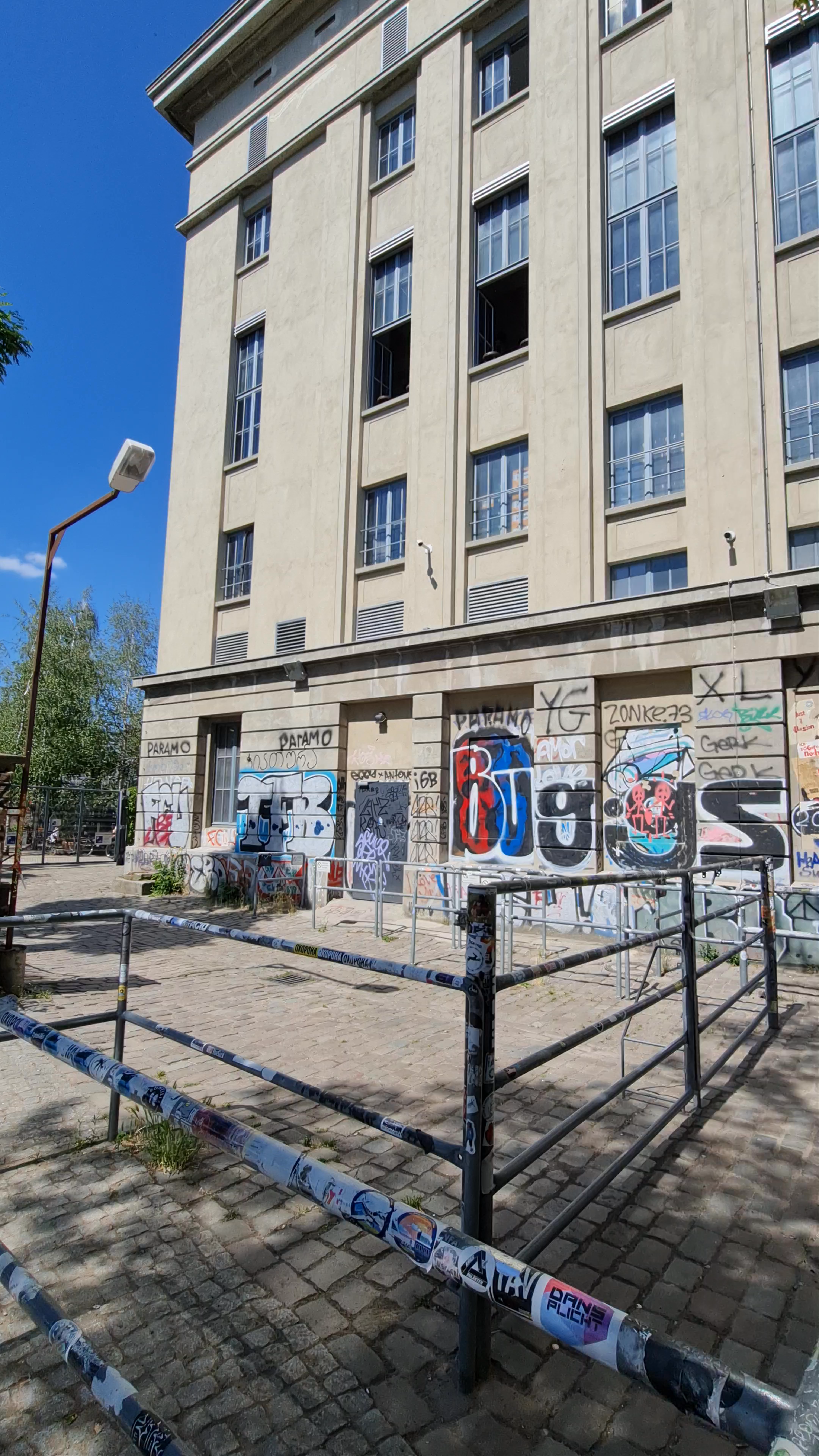 Berghain | Panorama Bar | Säule