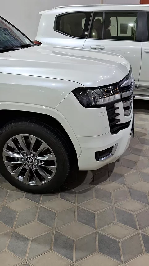 Toyota Land Cruiser GX-R TWIN TURBO 2024