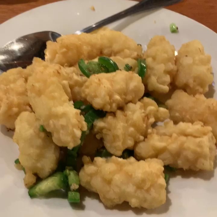 Helen's Asian Kitchen - Helen's Hand Made Pork Dumpling, Crispy Salt and Pepper Calamari, and Plum Wine - Chinese Near Me - Columbus, Ohio