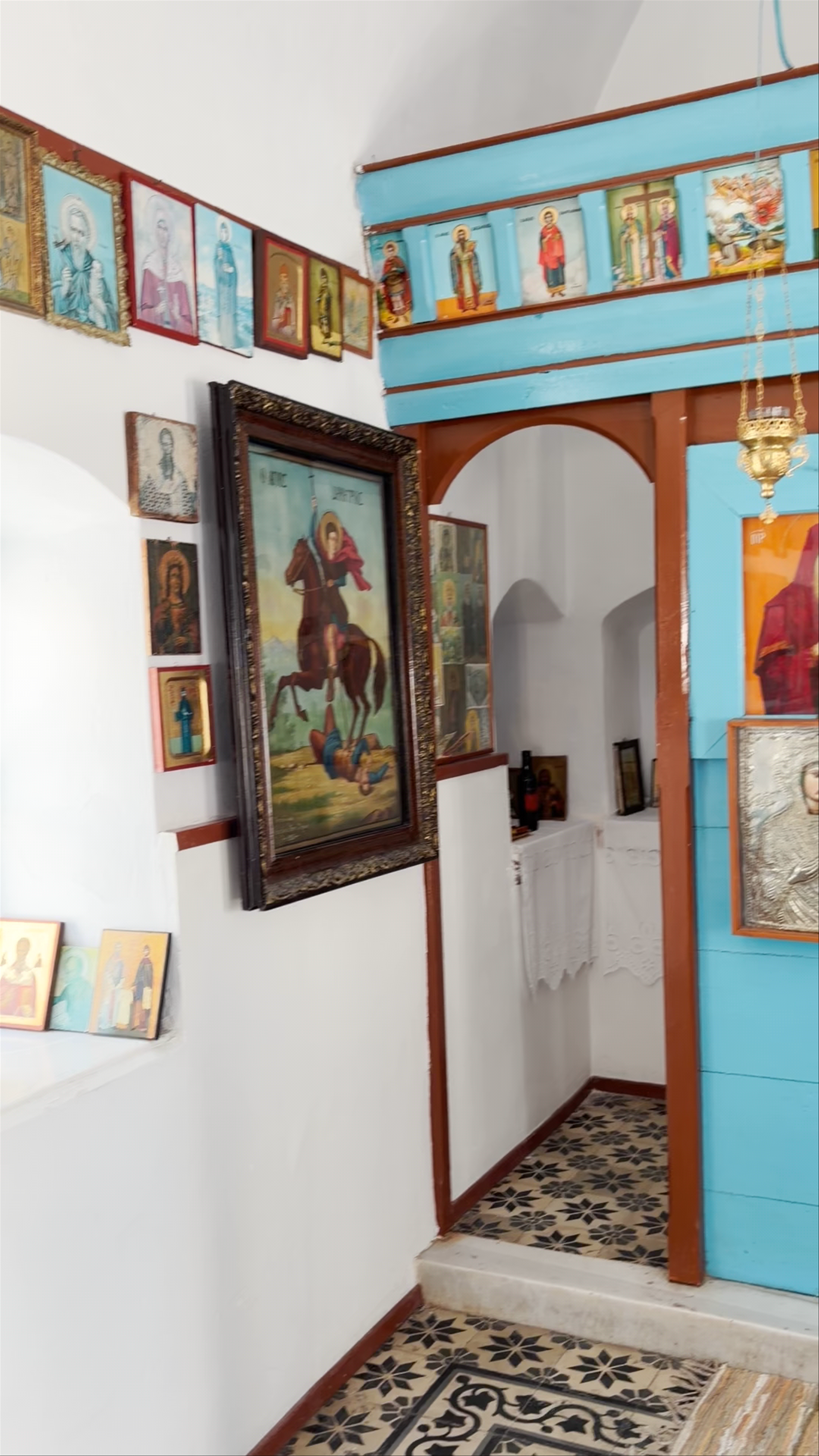Panagia Tourliani Chapel