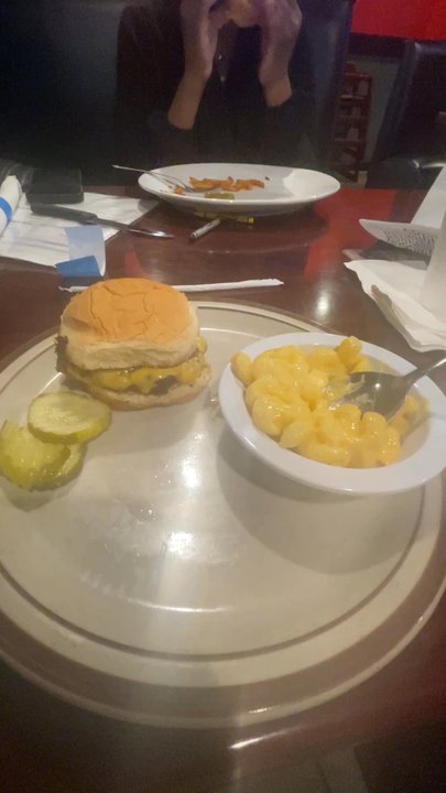 Guston's Grille - Sports Bars Near Me - Acworth, Georgia