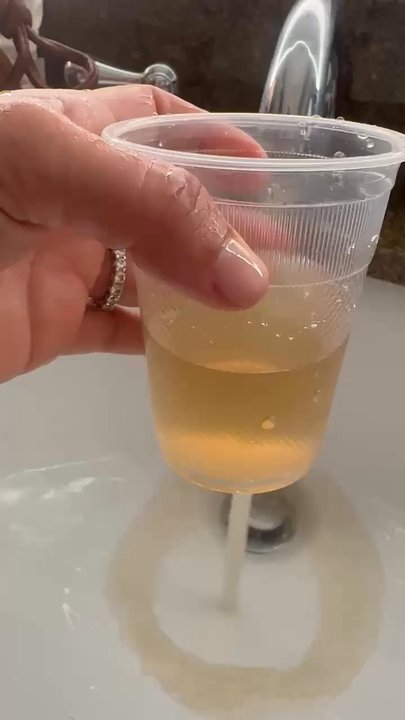 Embassy Suites by Hilton Phoenix Biltmore - Nasty water - Hotels Near Me - Phoenix, Arizona