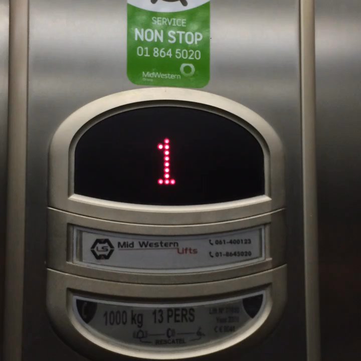 Ashling Hotel - What a dignified elevator - Hotels Near Me - Dublin, D