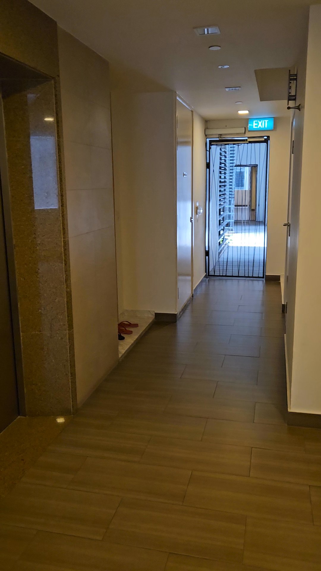 1 Bed Apartment (Condo) for Sale in  Waterscape At Cavenagh - Image 10