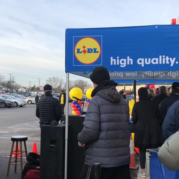 Lidl - Grand opening early morning - Grocery Near Me - Plainview, New York
