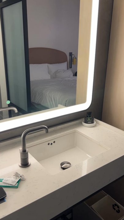 Hyatt Centric Austin - Hotels Near Me - Austin, Texas