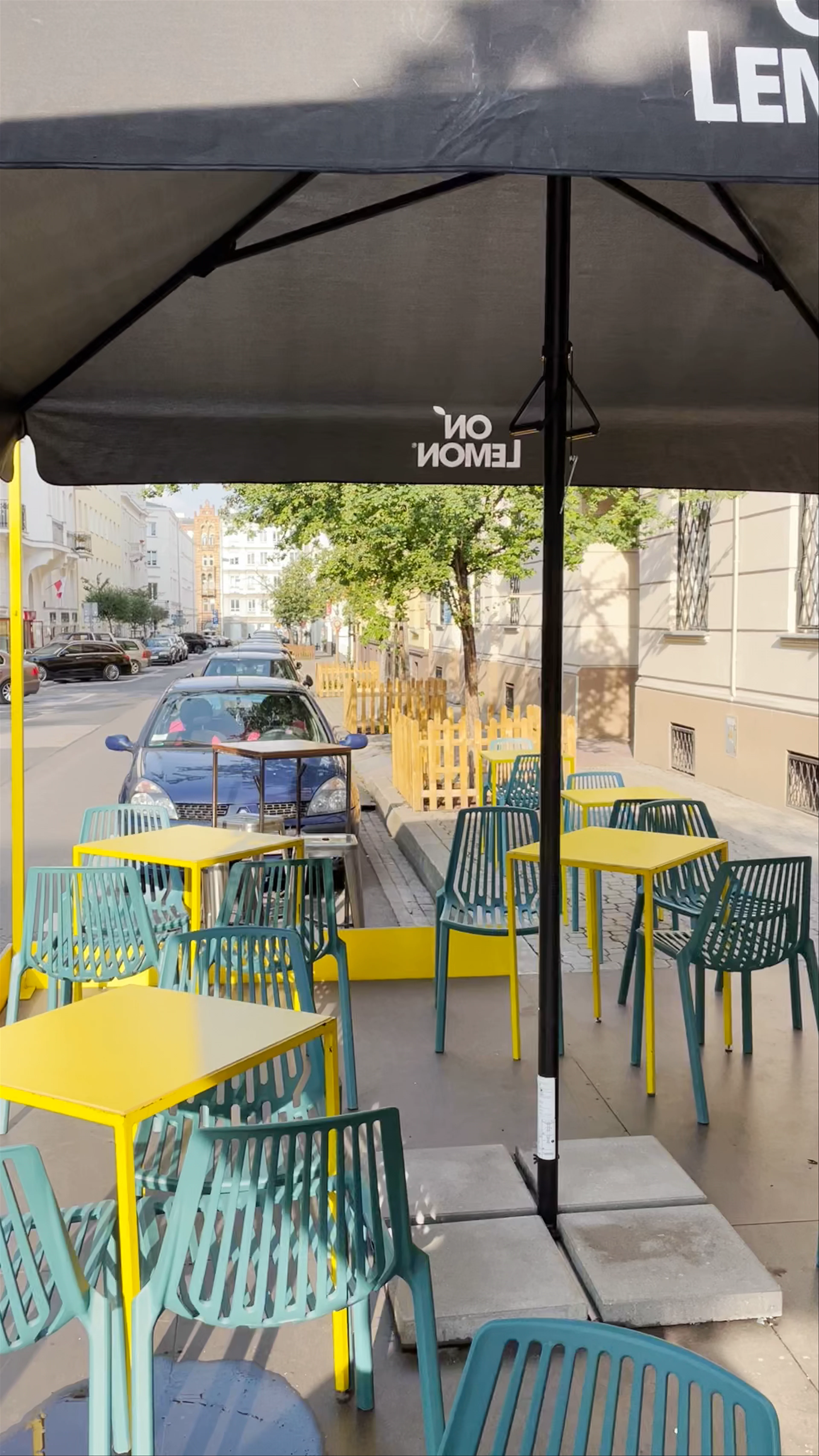 On Lemon Cafe