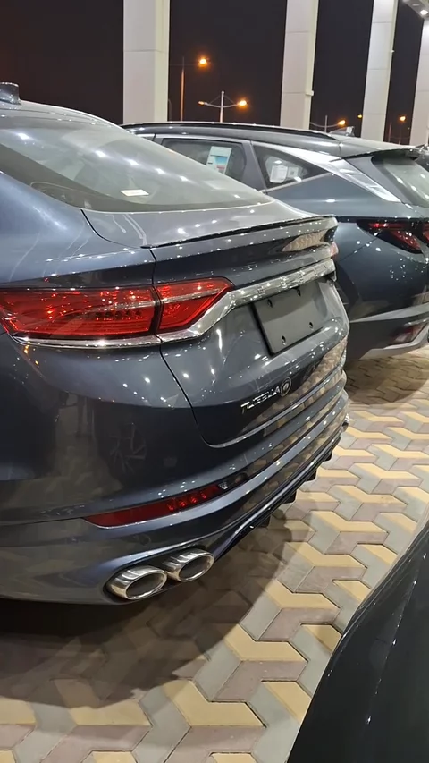 جيلي توجيلا GL Luxury 2025