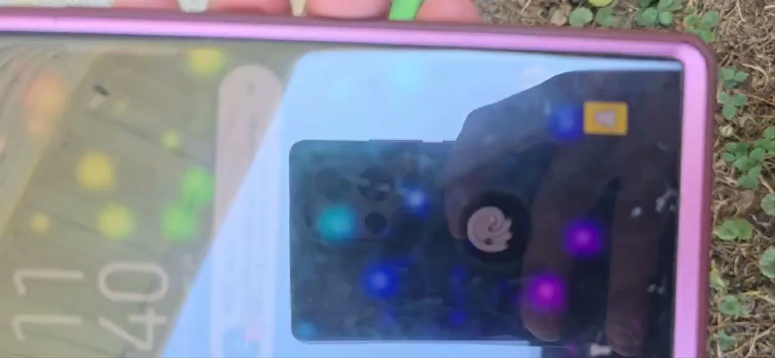 Cellcom Tech Repair - Flicker on the screen - Mobile Phone Repair Near Me - Fulton, Missouri