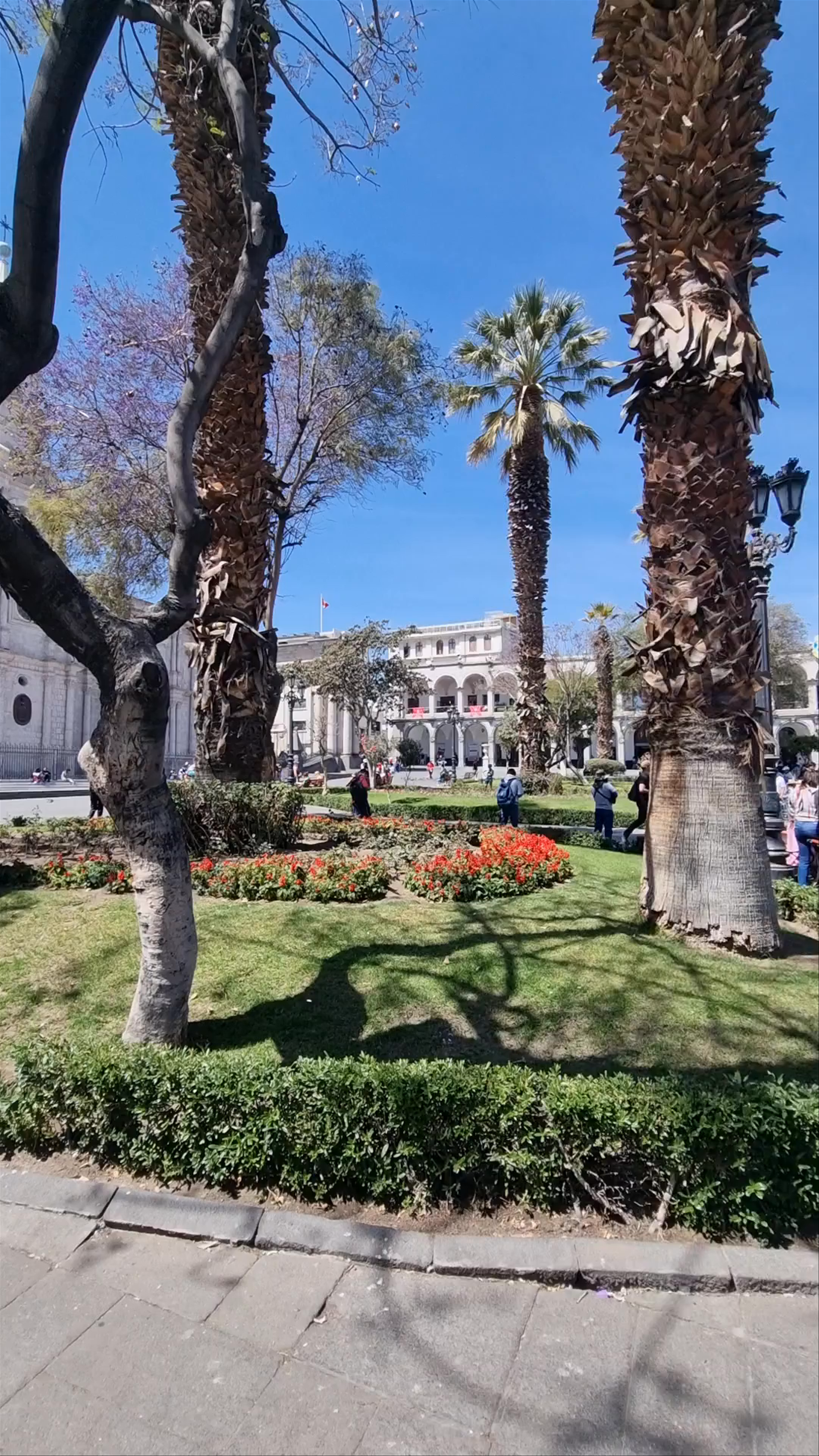 Plaza de Armas Arequipa: Vibrant Heart of Arequipa, Peru