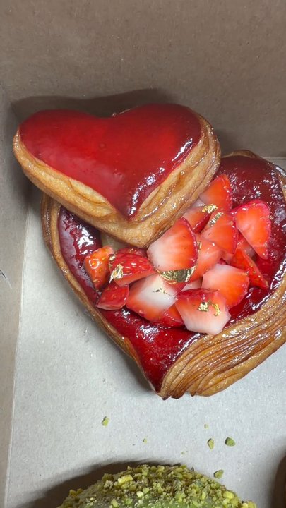 Baker 305 - Bakeries Near Me - Miami, Florida