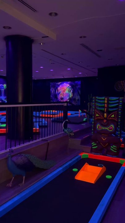 Glow Putt - Mini Golf Near Me - Honolulu, Hawaii