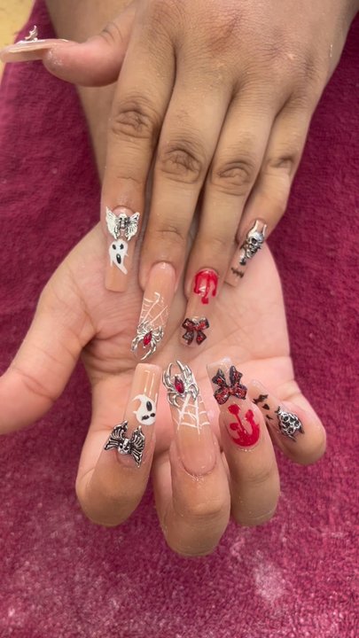 Aura Salon & Spa - Nail Salons Near Me - Denton, Texas