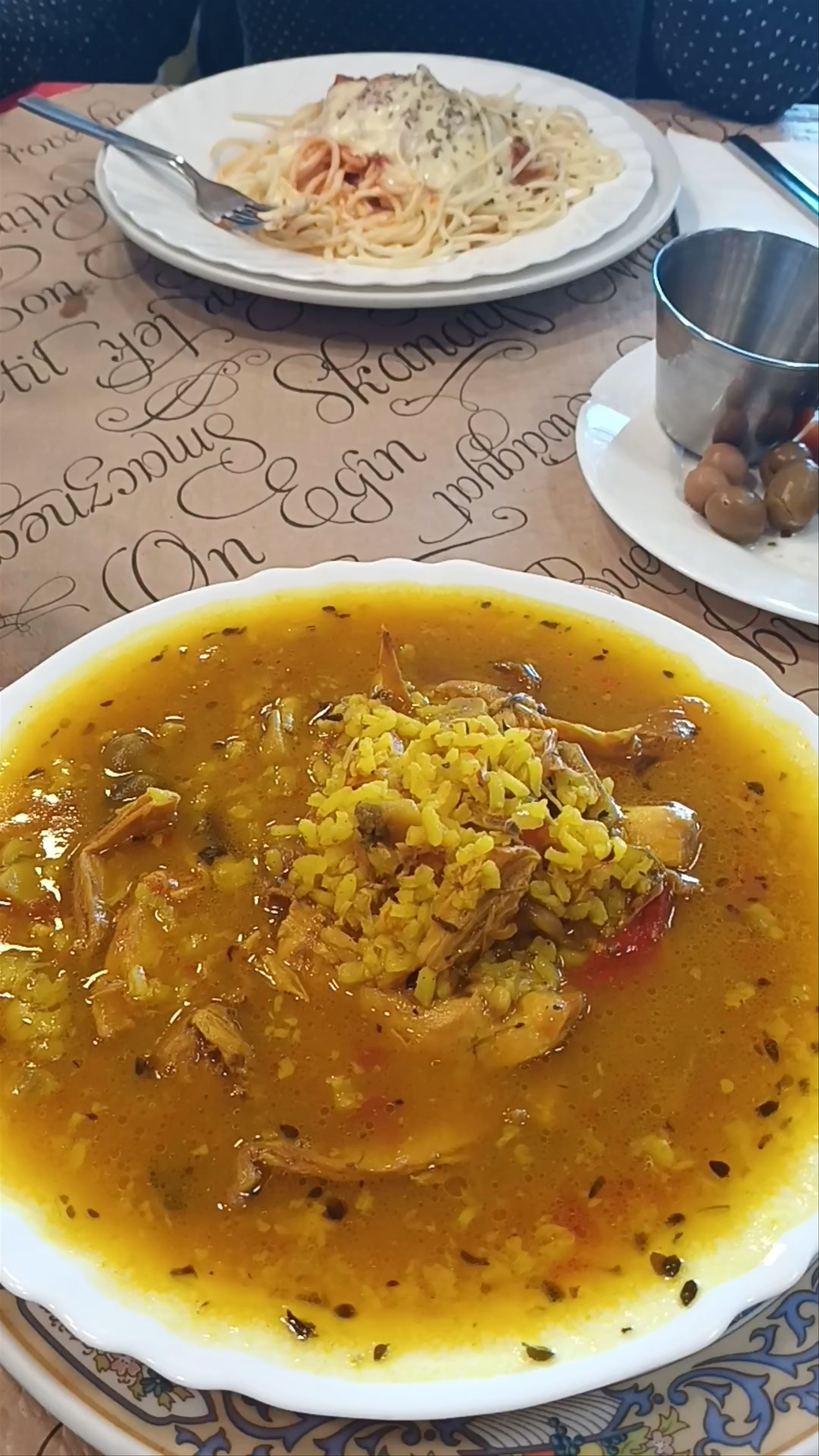 Bar Restaurant Colors