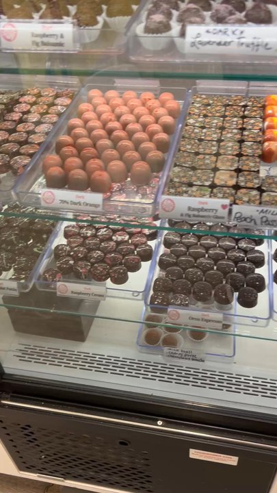 Stuzzi - STUZZi chocolates - Gelato Near Me - Plymouth, Massachusetts