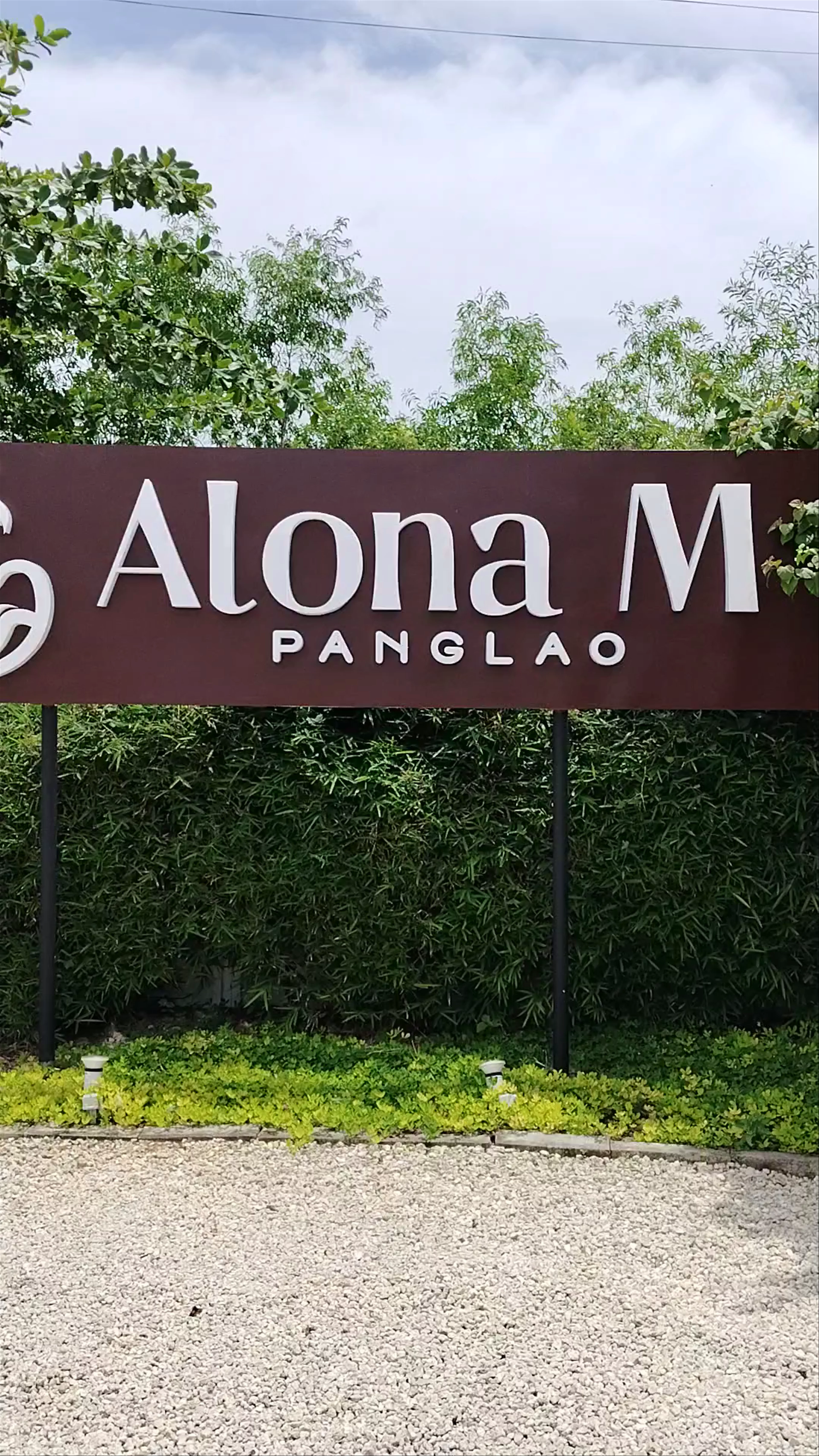 Alona M Panglao, Daorong Blvd, Panglao