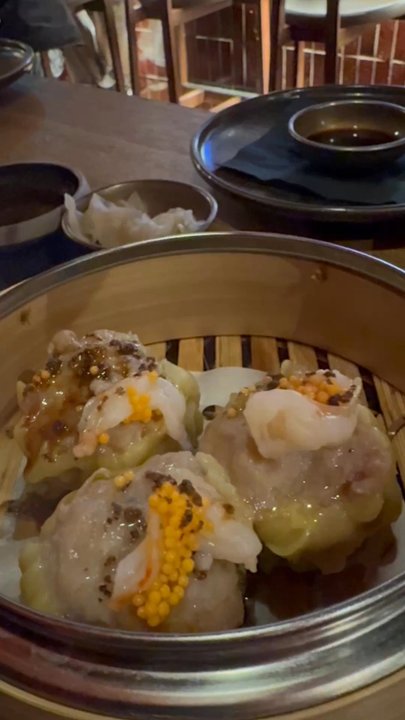 Juu Ku - Adding sweet soy. - Japanese Near Me - Edmonton, Alberta